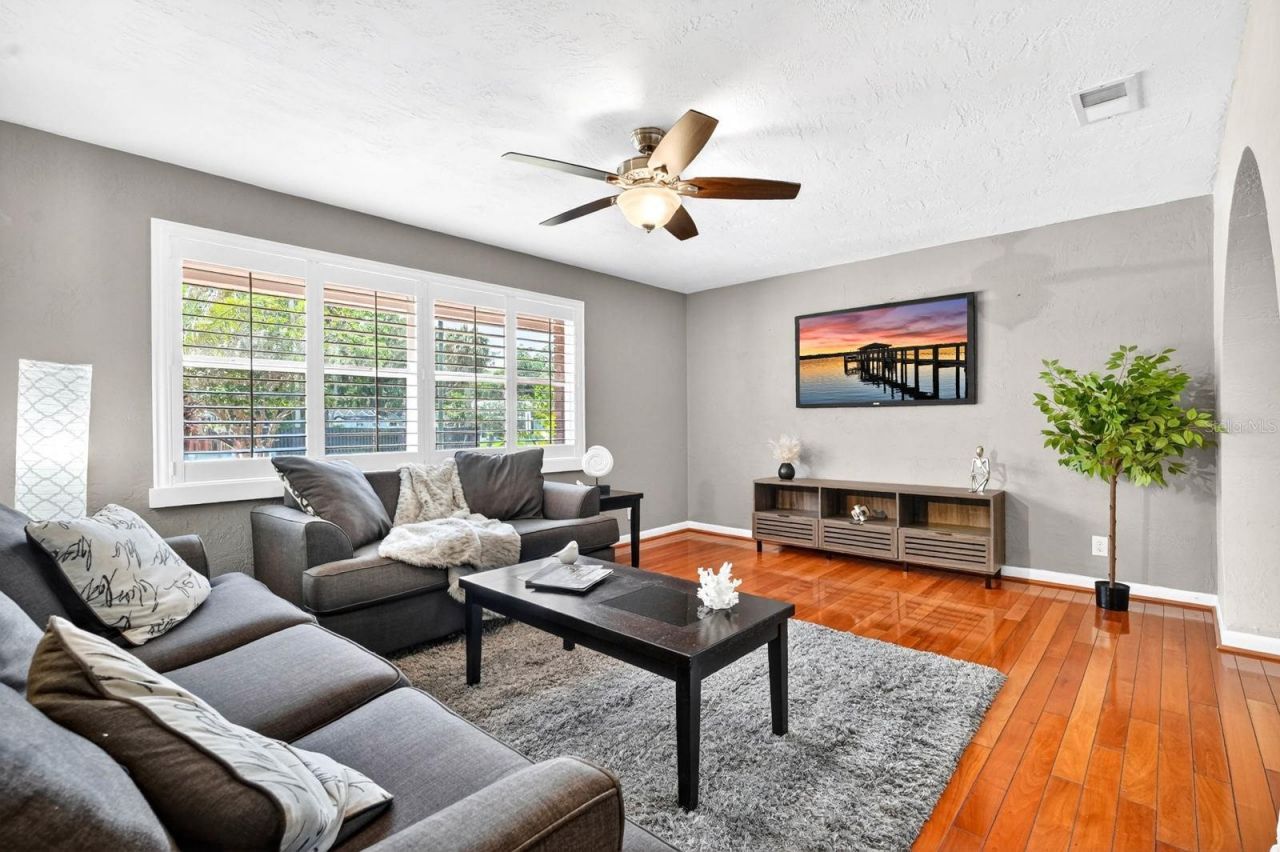 2134 Pope Avenue , South Daytona, FL 32119 Photo