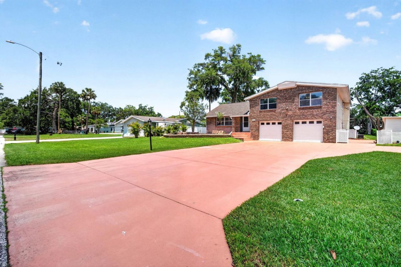 2134 Pope Avenue , South Daytona, FL 32119 Photo