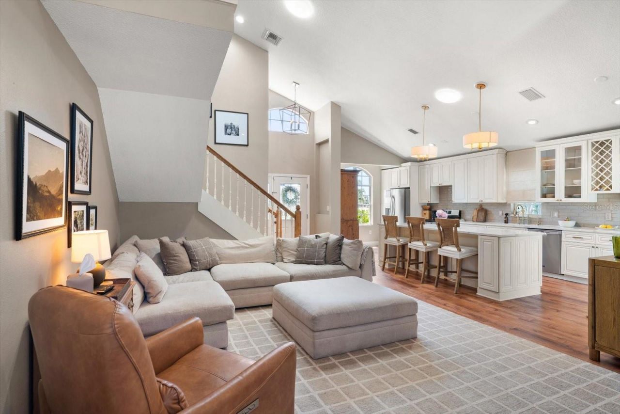 848 Christina Circle, Oldsmar, FL 34677 Photo