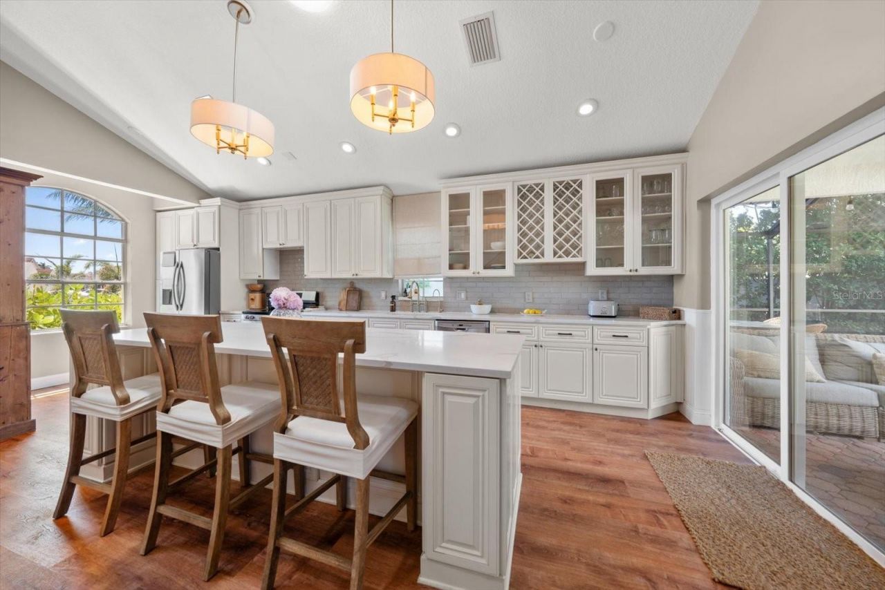 848 Christina Circle, Oldsmar, FL 34677 Photo