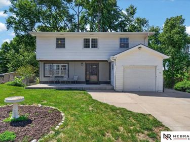 810 Smith Circle , Papillion, NE 68046