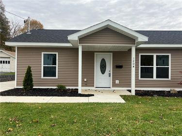 120 Cottage Street, Unit A, Auburn, NY 13021