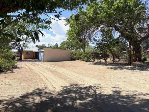 192 W Valverde Road, Corrales, NM 87048
