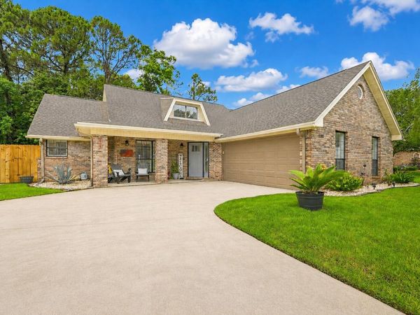 805 Overbrook Drive, Fort Walton Beach, FL 32547
