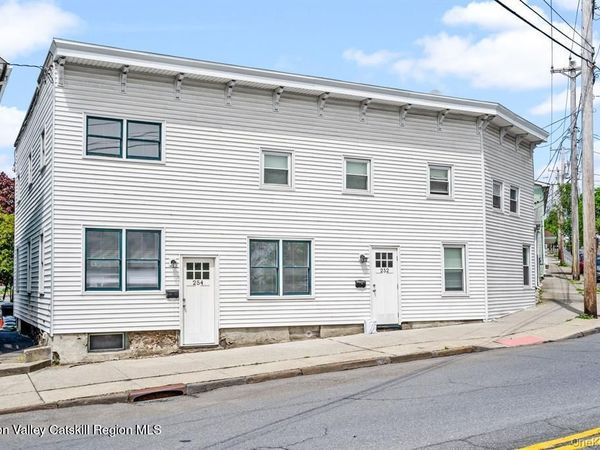 252-254 Partition Street, Saugerties, NY 12477