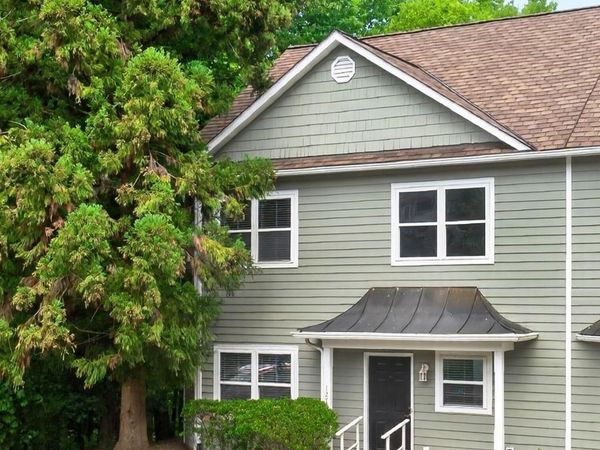 1270 CHATHAM RDG , Charlottesville, VA 22901