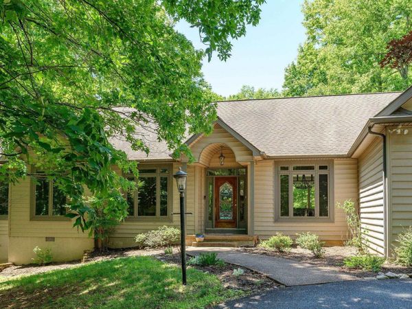 458 FIELDSTONE DR , Keswick, VA 22947