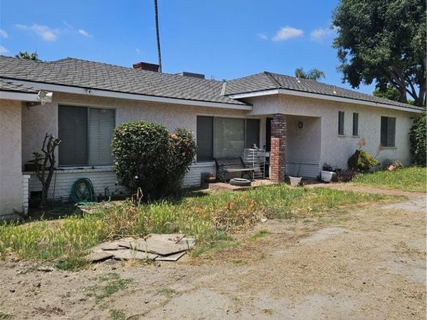 11575 Eldridge, Sylmar, CA 91342