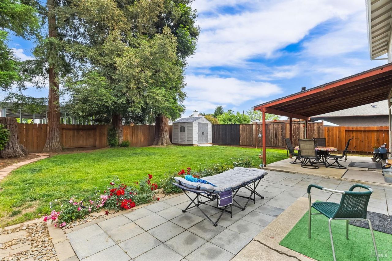 633 Hamilton Drive, Vacaville, CA 95687 Main Photo