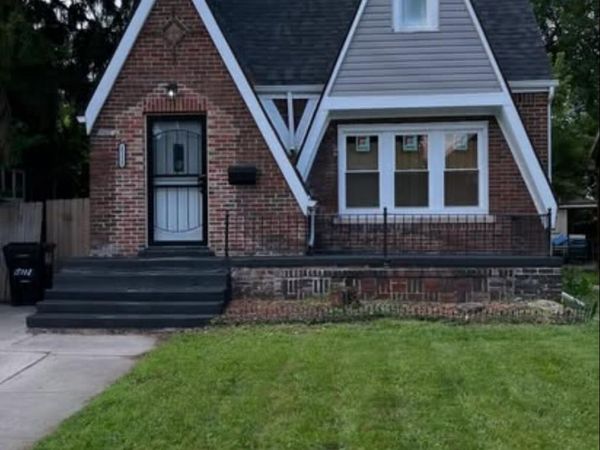 15111 Freeland Street, Detroit, MI 48227