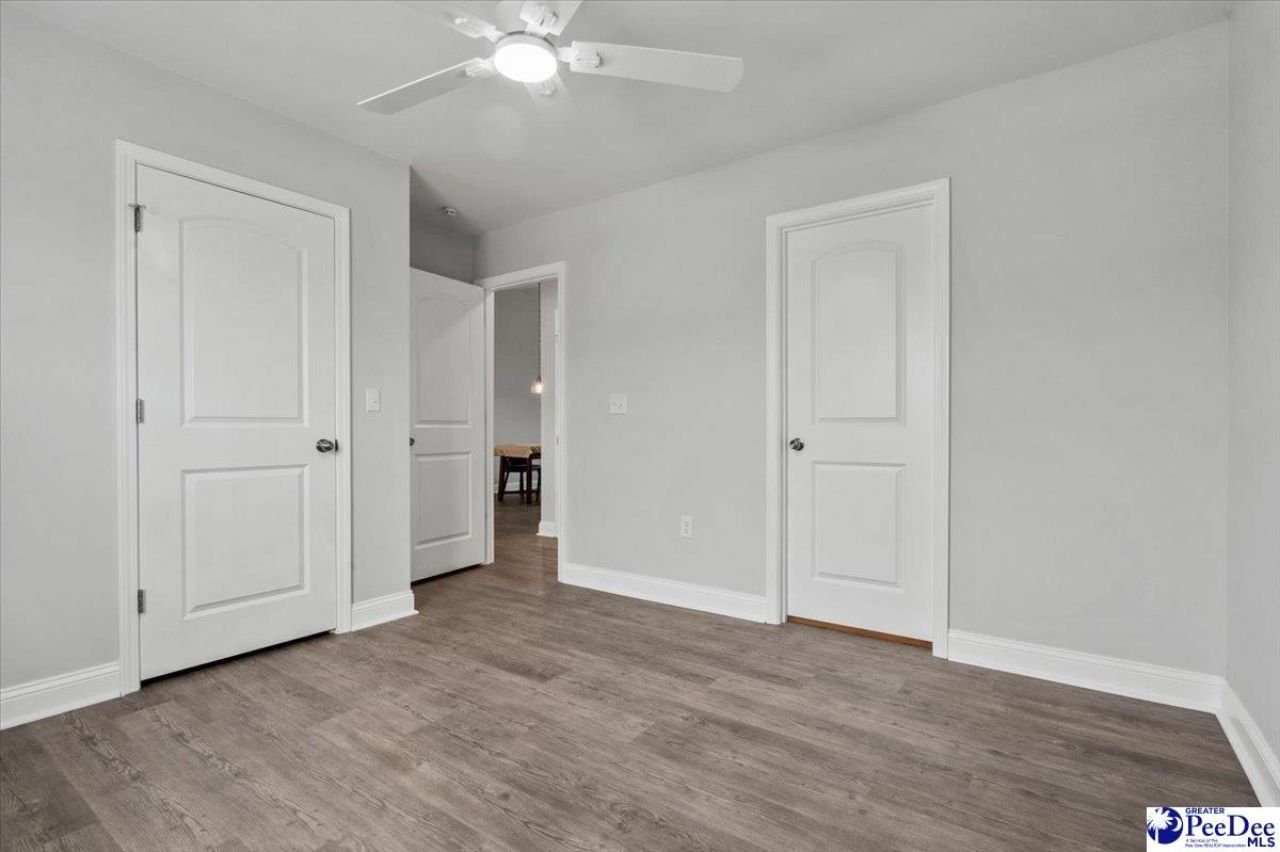 1705 Tuxedo Junction Photo 10