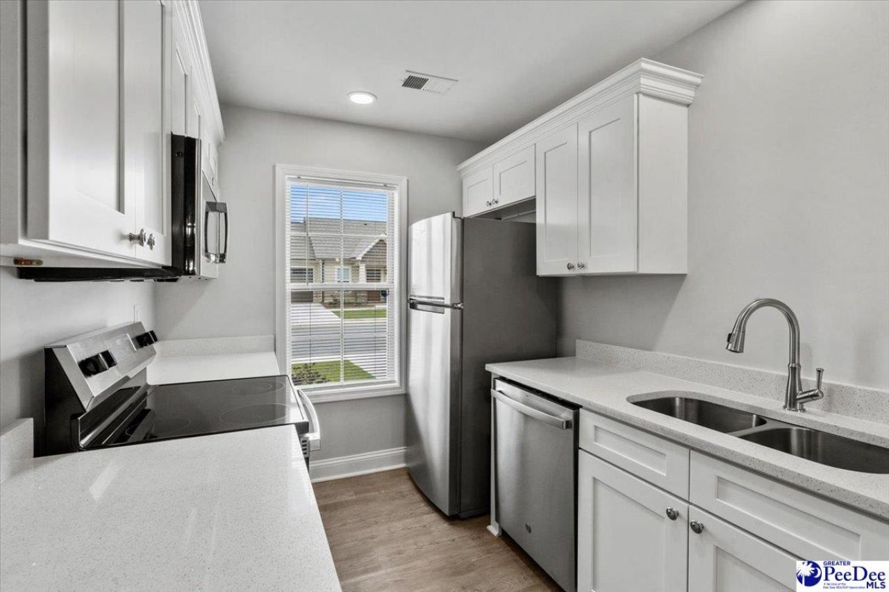 1705 Tuxedo Junction Photo 15