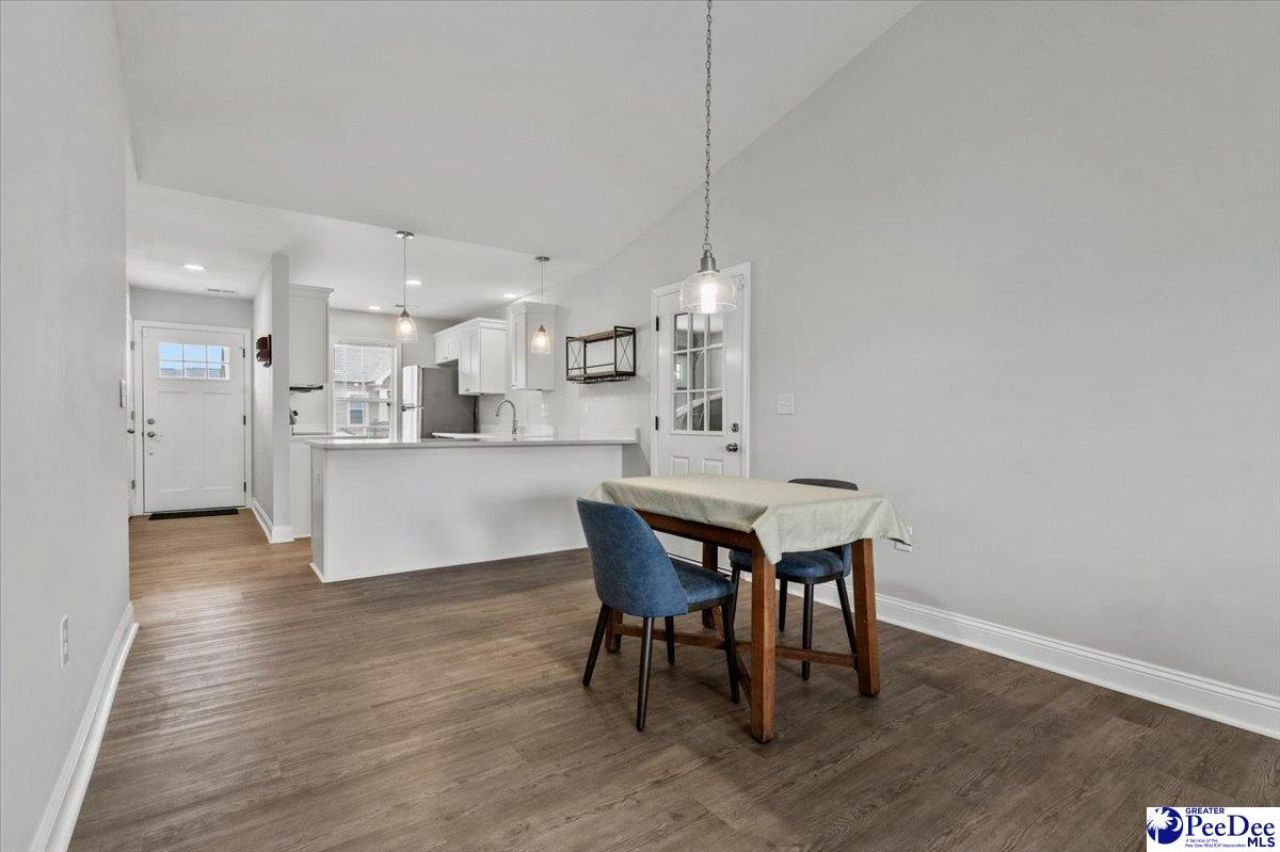 1705 Tuxedo Junction Photo 18