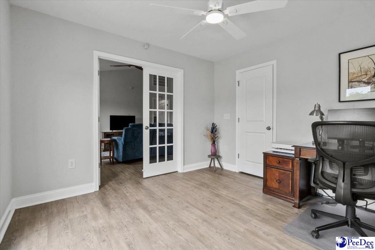1705 Tuxedo Junction Photo 22