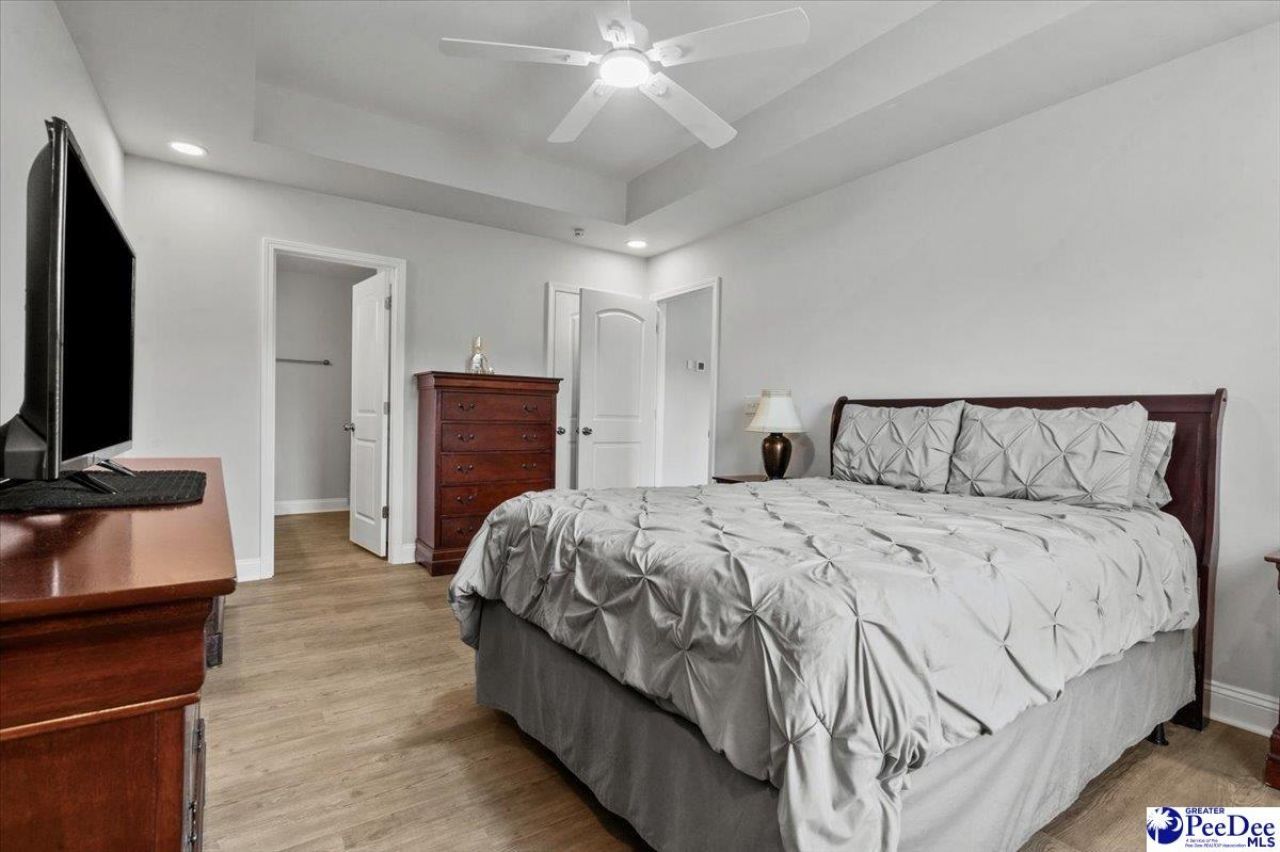 1705 Tuxedo Junction Photo 24