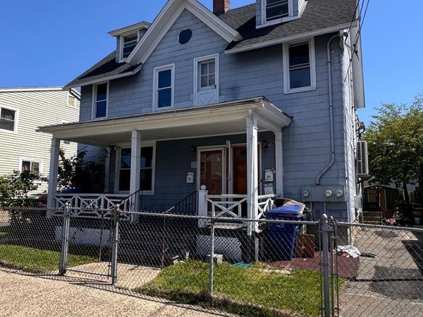 384 Wells , Bridgeport, CT 06606
