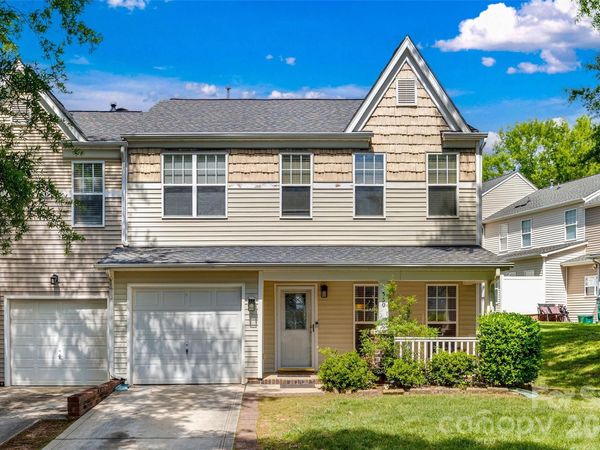 330 Bridal Veil Drive , Charlotte, NC 28217