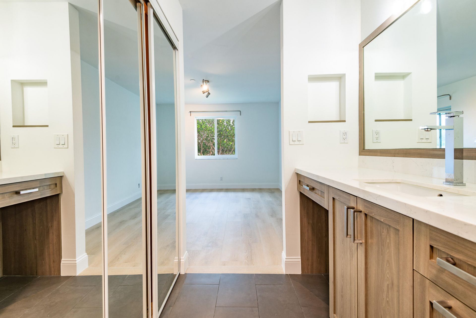380 NW 67th Street, Unit J204, Boca Raton, FL 33487 Photo