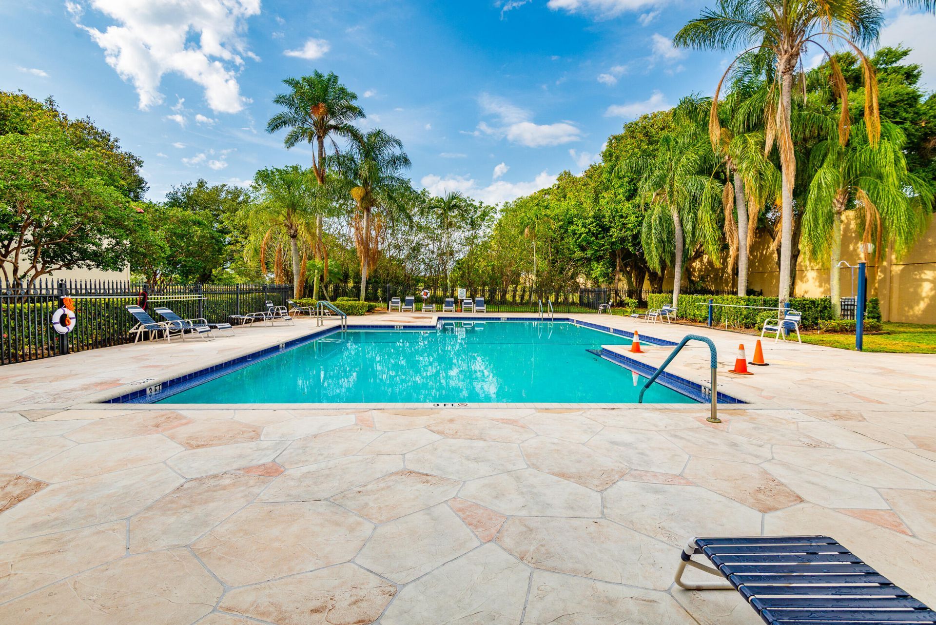 380 NW 67th Street, Unit J204, Boca Raton, FL 33487 Photo