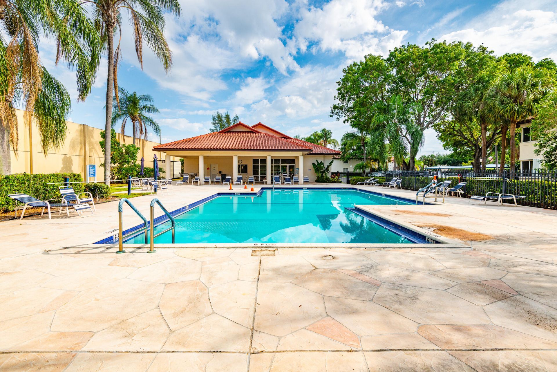 380 NW 67th Street, Unit J204, Boca Raton, FL 33487 Photo