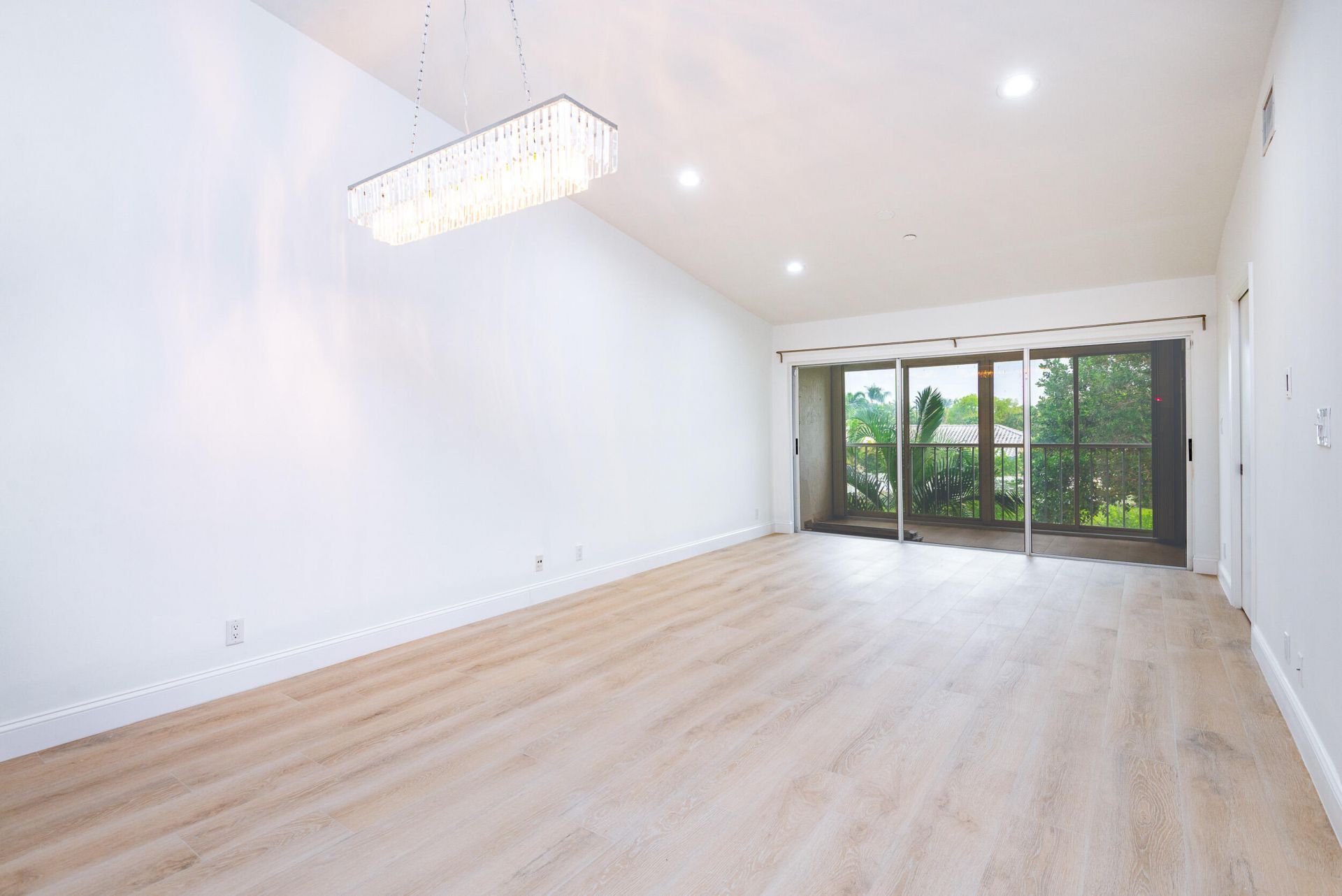 380 NW 67th Street, Unit J204, Boca Raton, FL 33487 Photo
