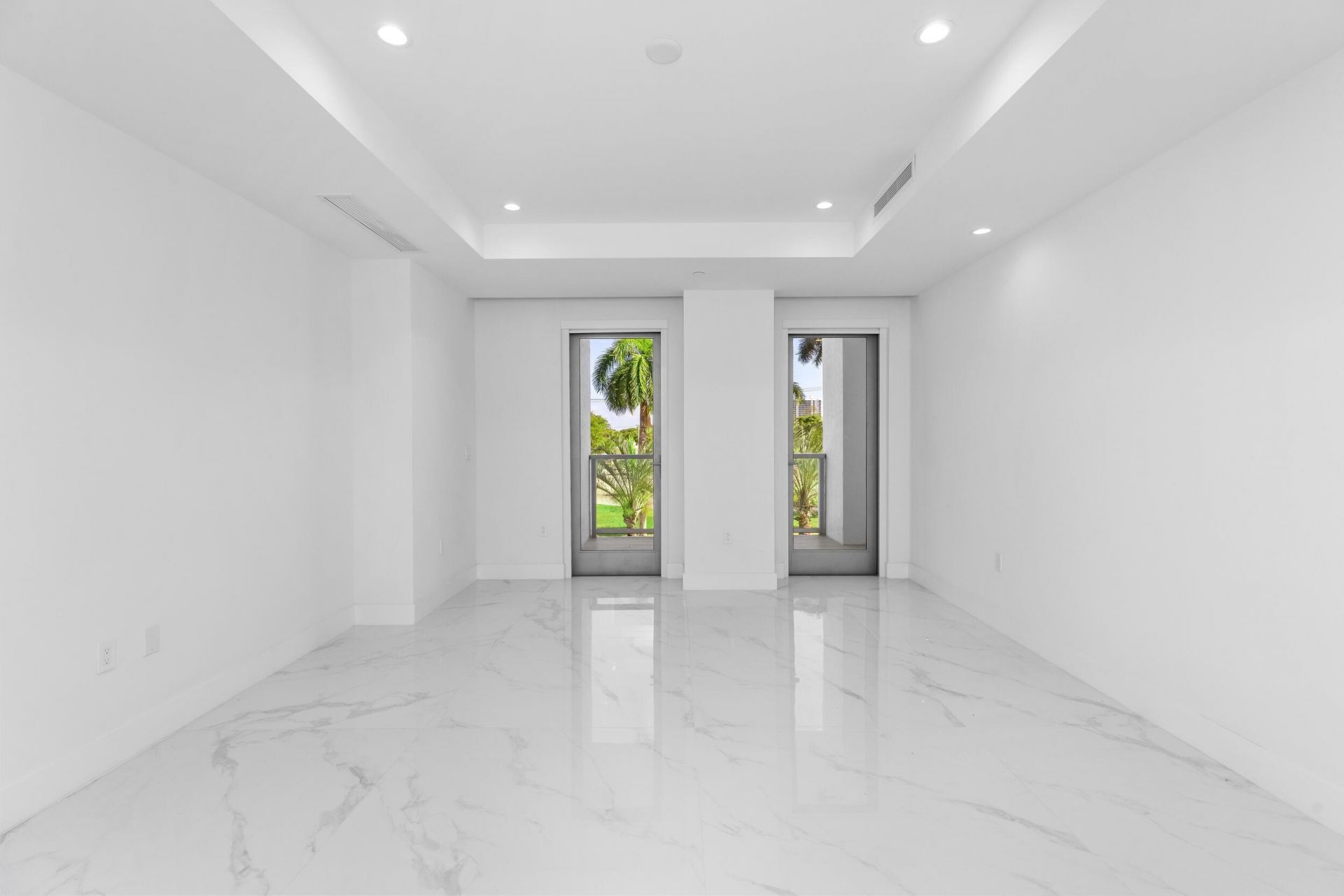 495 E Royal Palm Road, Unit 201, Boca Raton, FL 33432 Photo