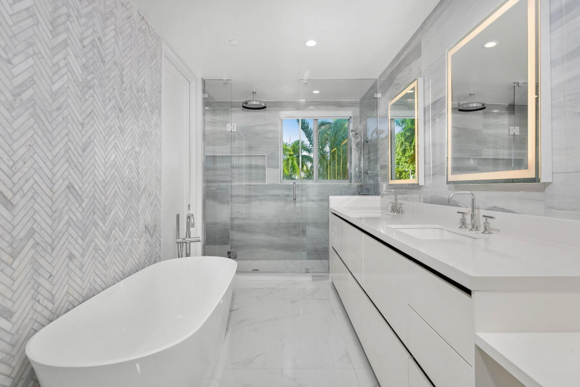 495 E Royal Palm Road, Unit 201, Boca Raton, FL 33432 Photo