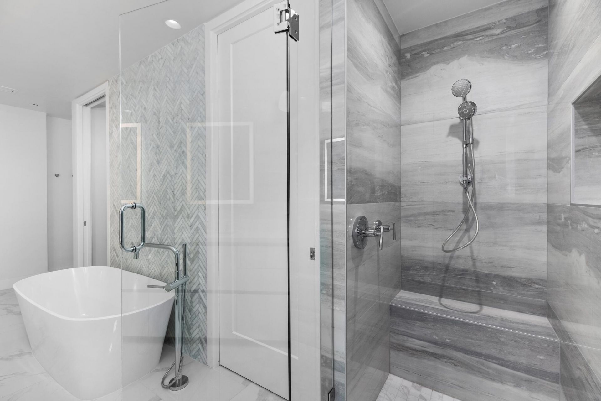 495 E Royal Palm Road, Unit 201, Boca Raton, FL 33432 Photo