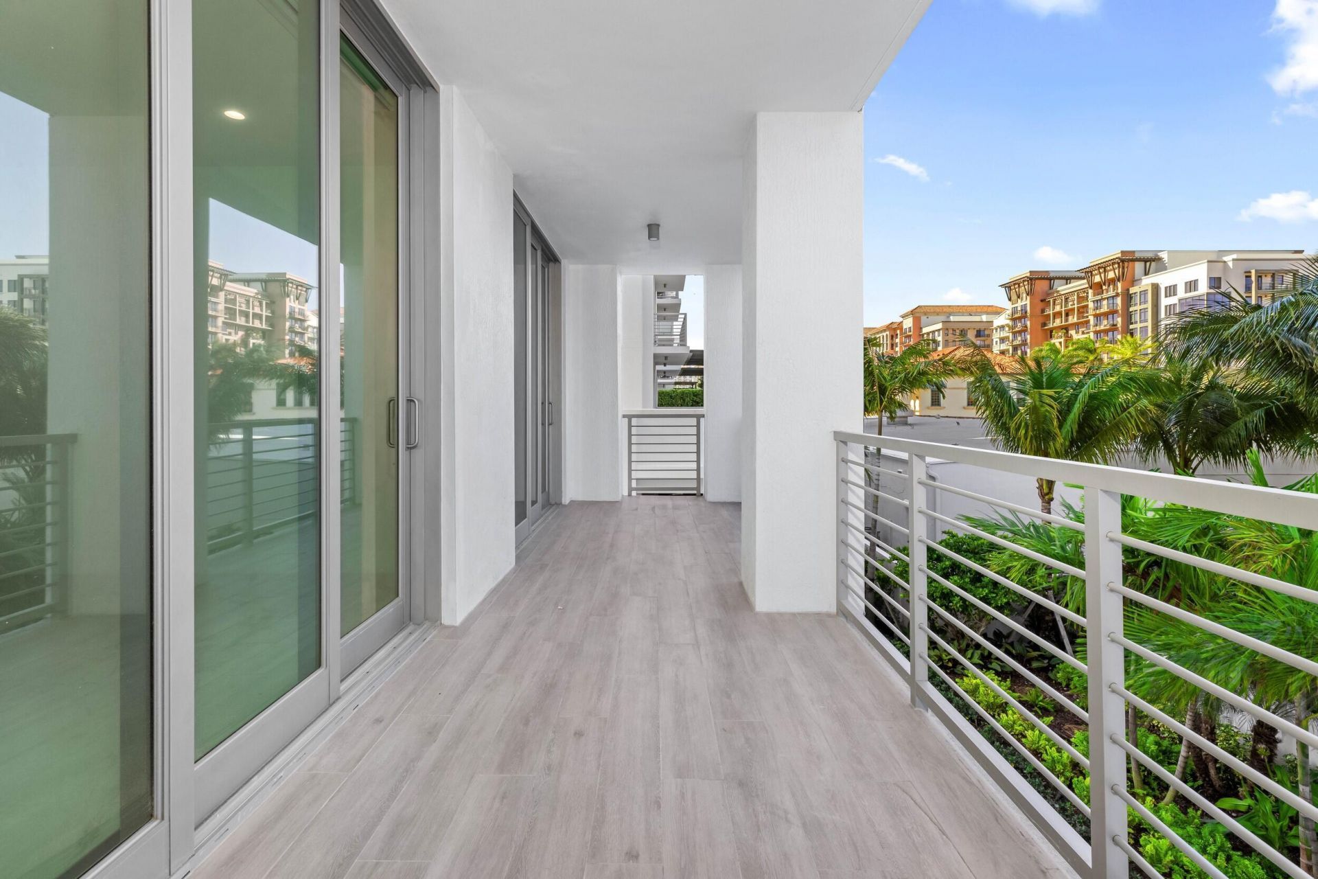 495 E Royal Palm Road, Unit 201, Boca Raton, FL 33432 Photo