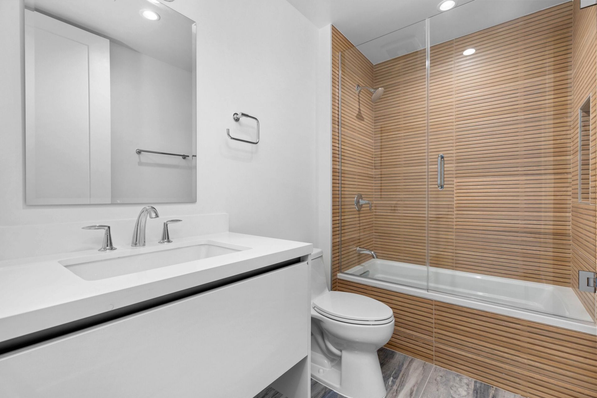 495 E Royal Palm Road, Unit 201, Boca Raton, FL 33432 Photo