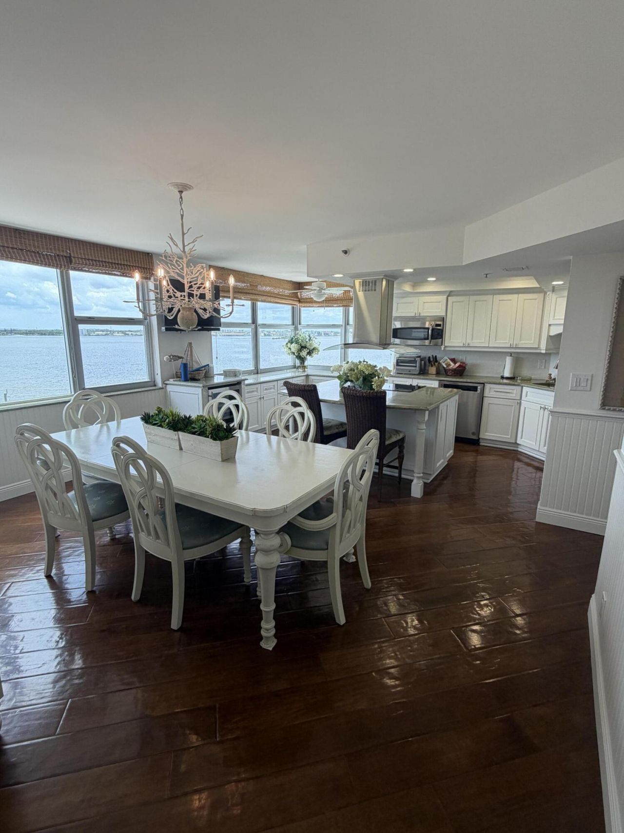 5200 N Ocean Drive, Unit 606, Singer Island, FL 33404 Photo