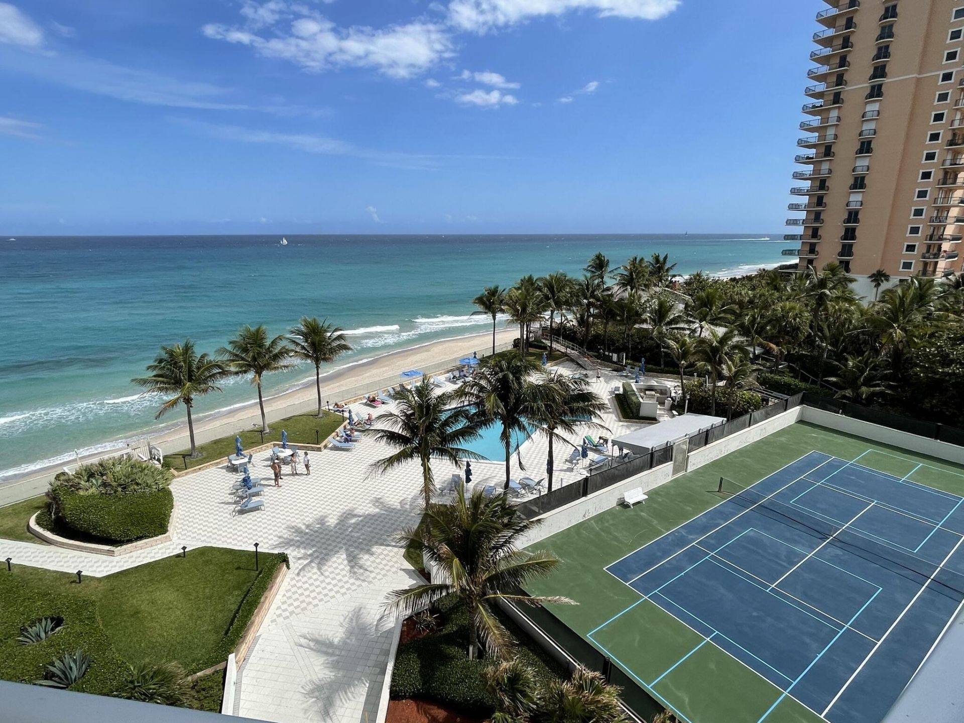 5200 N Ocean Drive, Unit 606, Singer Island, FL 33404 Photo