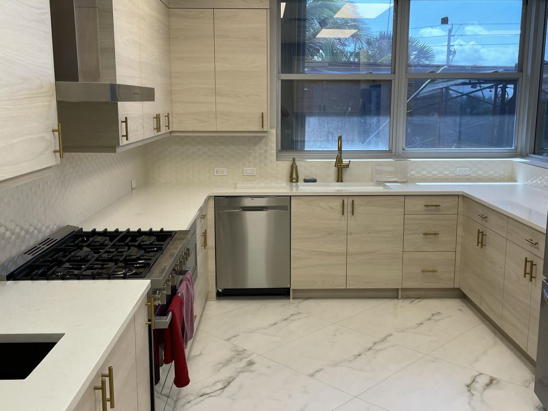 5200 N Ocean Drive, Unit 606, Singer Island, FL 33404 Photo