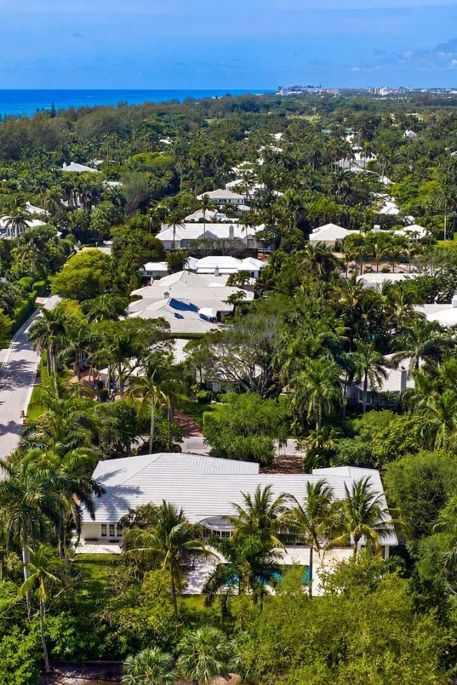 335 Old School Road, Gulf Stream, FL 33483 Photo