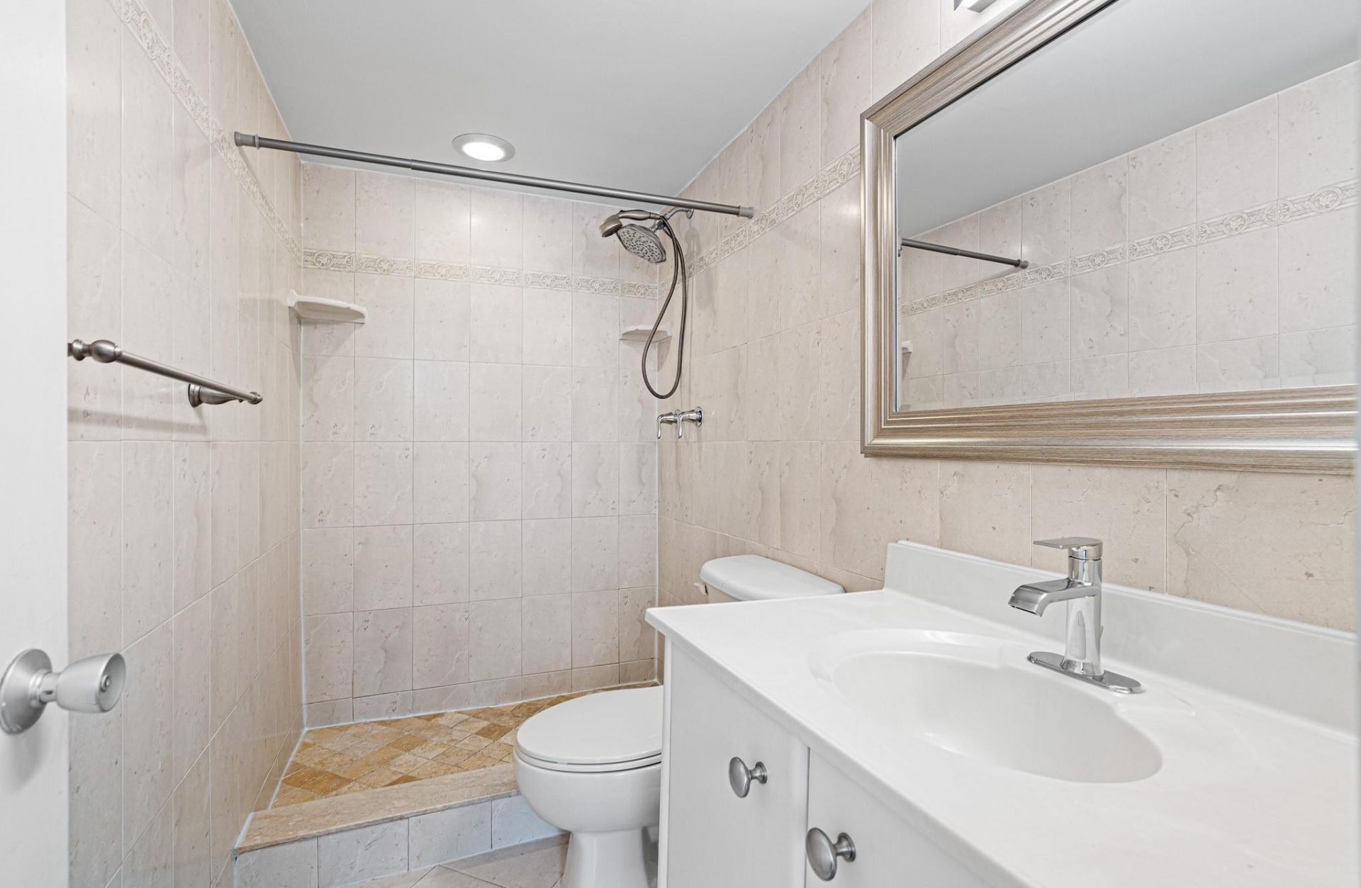 4025 N Federal Highway, Unit Apt 223c, Fort Lauderdale, FL 33308 Photo