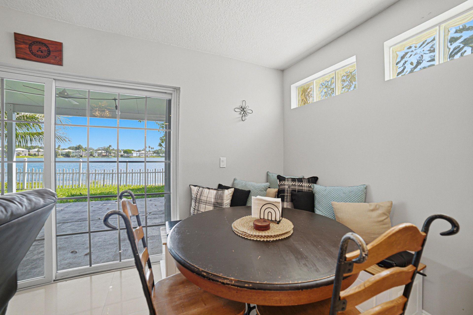 6466 Buena Vista Drive, Margate, FL 33063 Photo