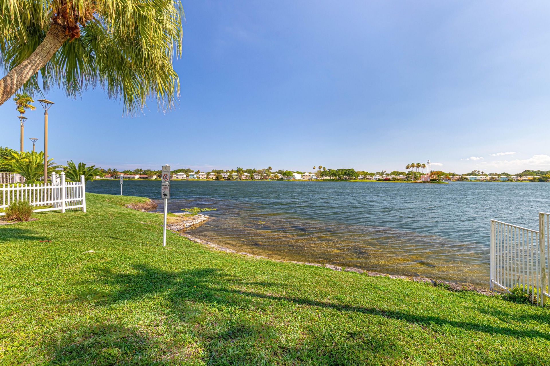 6466 Buena Vista Drive, Margate, FL 33063 Photo