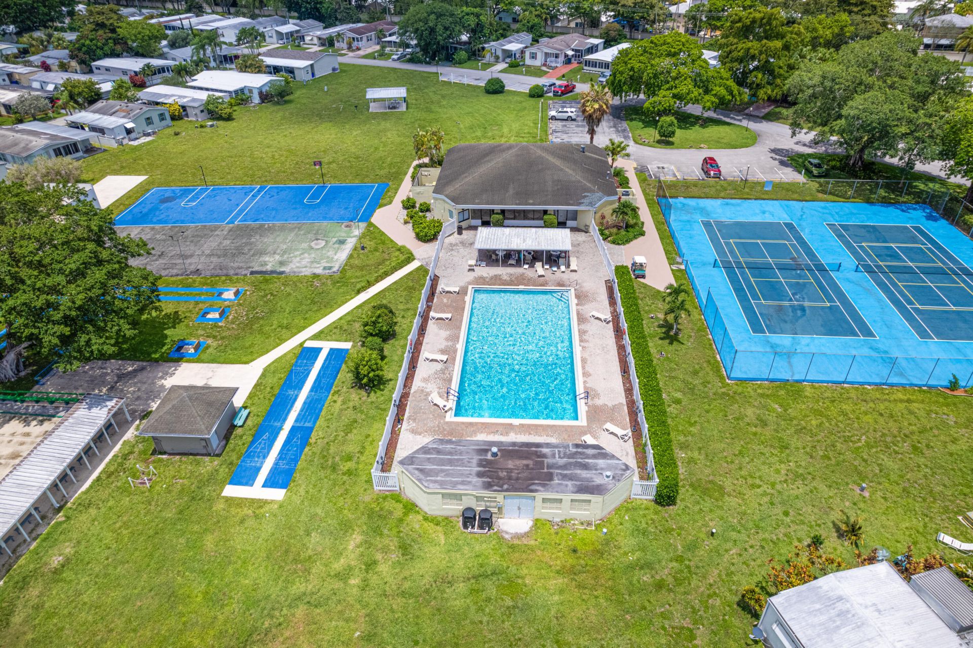 6466 Buena Vista Drive, Margate, FL 33063 Photo