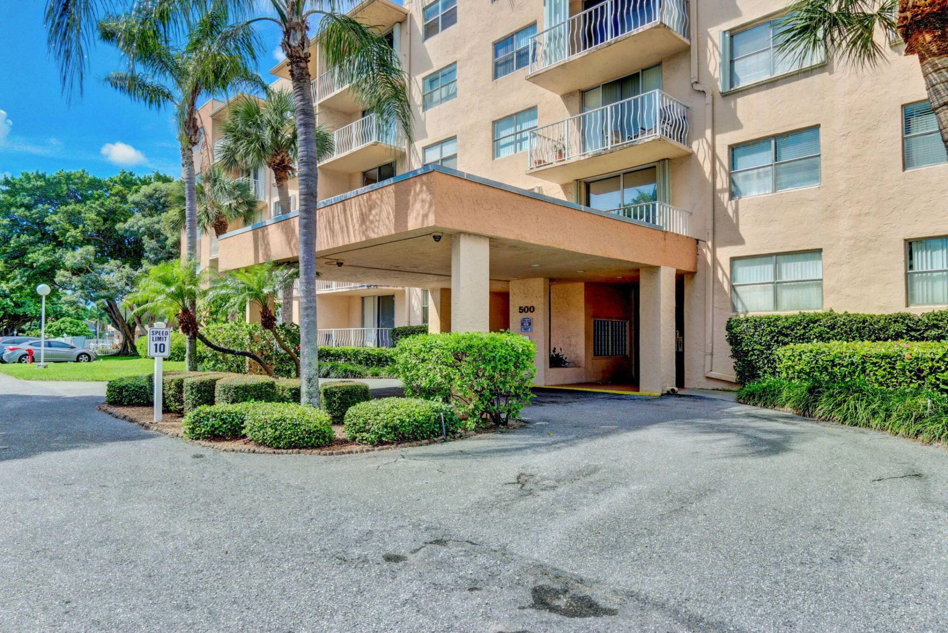 500 Executive Center Drive, Unit 3f, West Palm Beach, FL 33401 Photo
