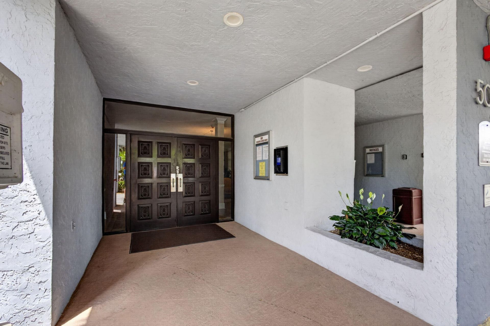 500 Executive Center Drive, Unit 3f, West Palm Beach, FL 33401 Photo