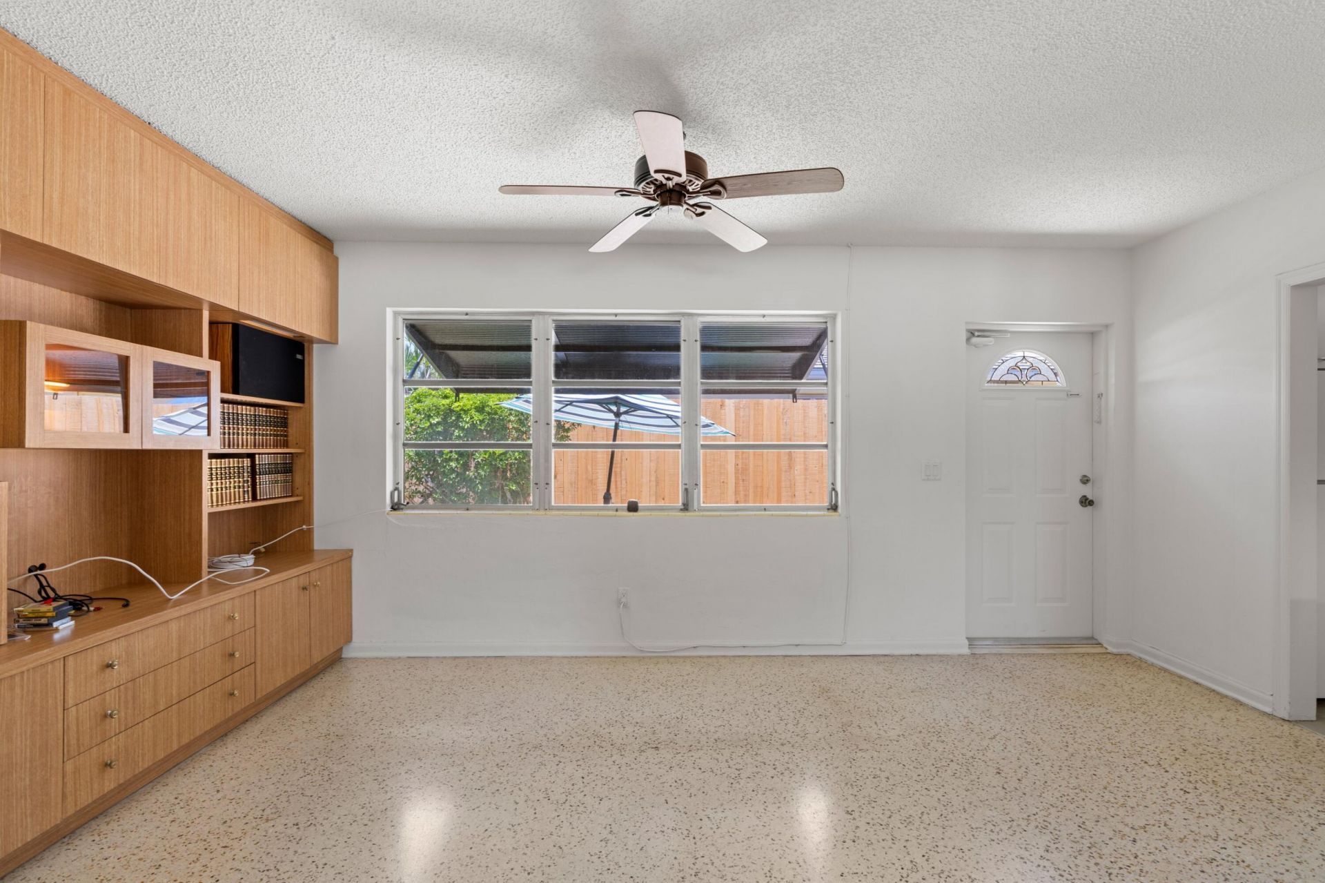 1725 N Lakeside Drive, Lake Worth Beach, FL 33460 Photo