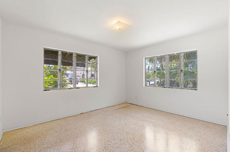 1725 N Lakeside Drive, Lake Worth Beach, FL 33460 Photo