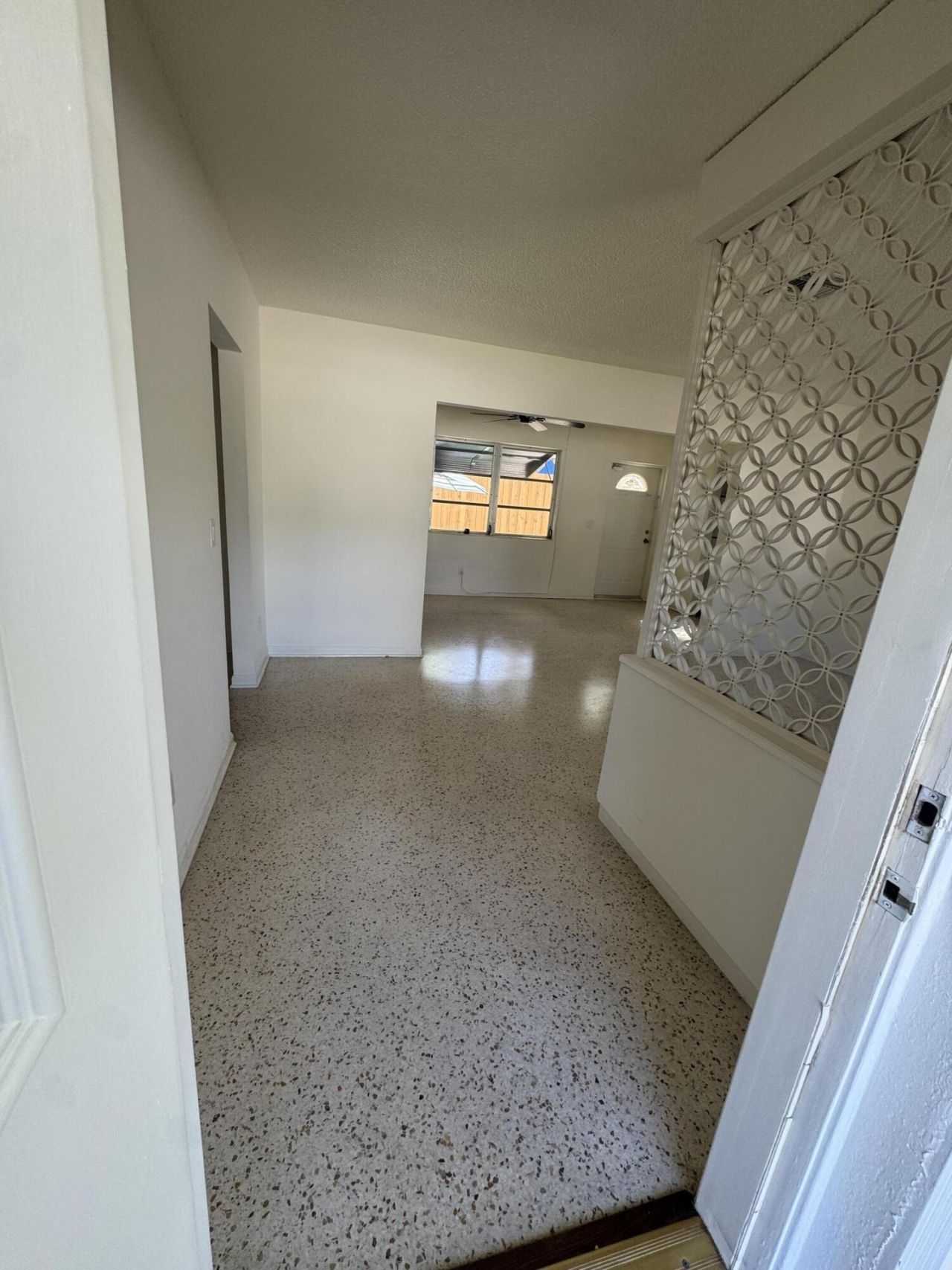 1725 N Lakeside Drive, Lake Worth Beach, FL 33460 Photo