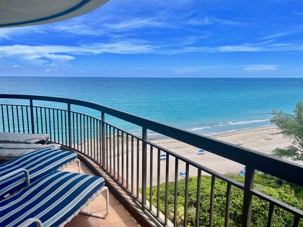 4000 N Ocean Drive, Unit 902, Singer Island, FL 33404