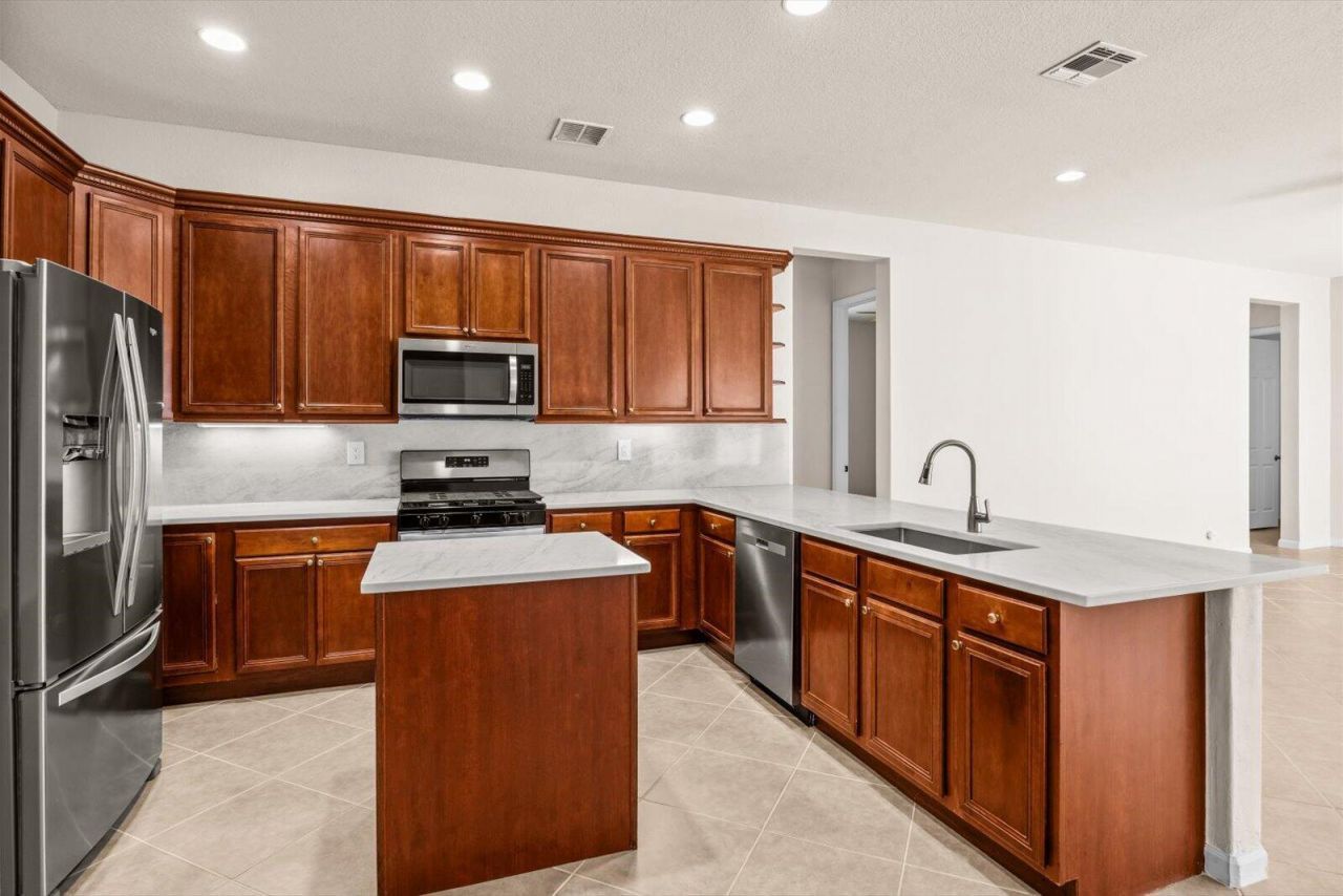 206 Magnolia Lakes Boulevard, Port Saint Lucie, FL 34986 Photo