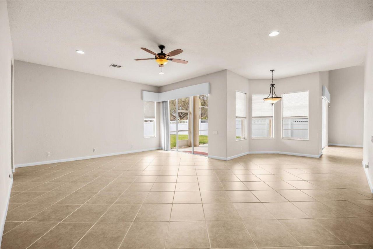 206 Magnolia Lakes Boulevard, Port Saint Lucie, FL 34986 Photo