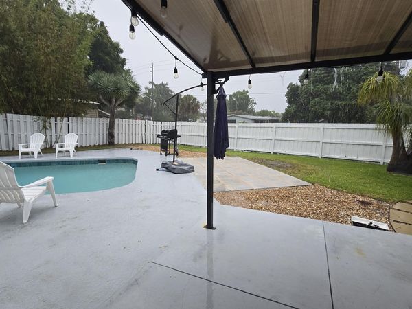 887 W Duval Street, Lantana, FL 33462