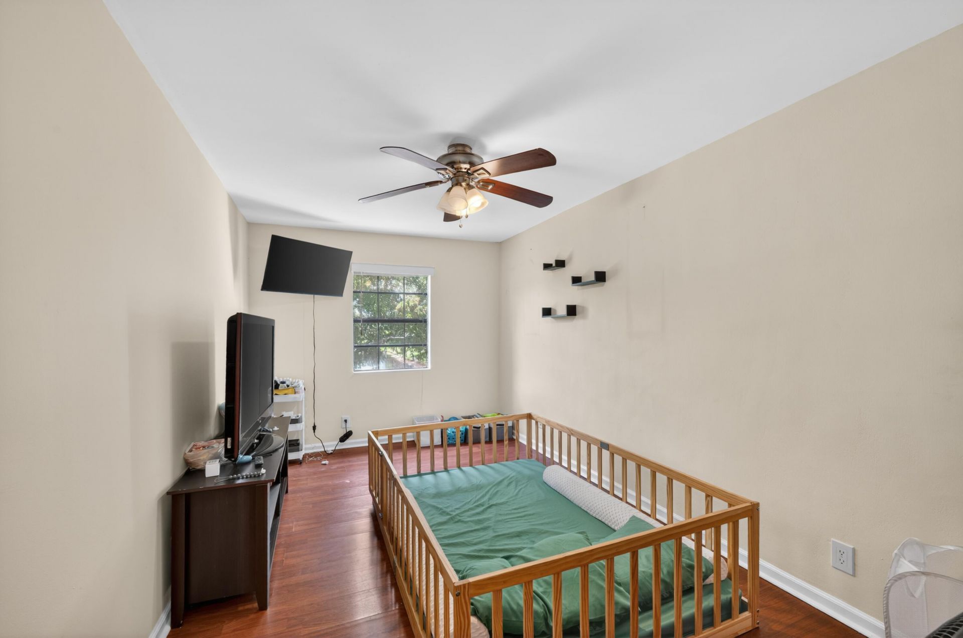 9409 NW 42nd Street, Sunrise, FL 33351 Photo