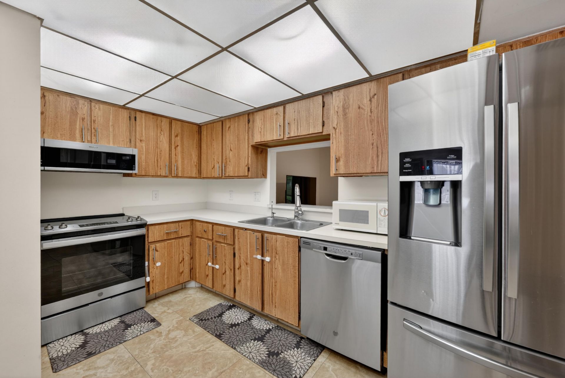 9409 NW 42nd Street, Sunrise, FL 33351 Photo
