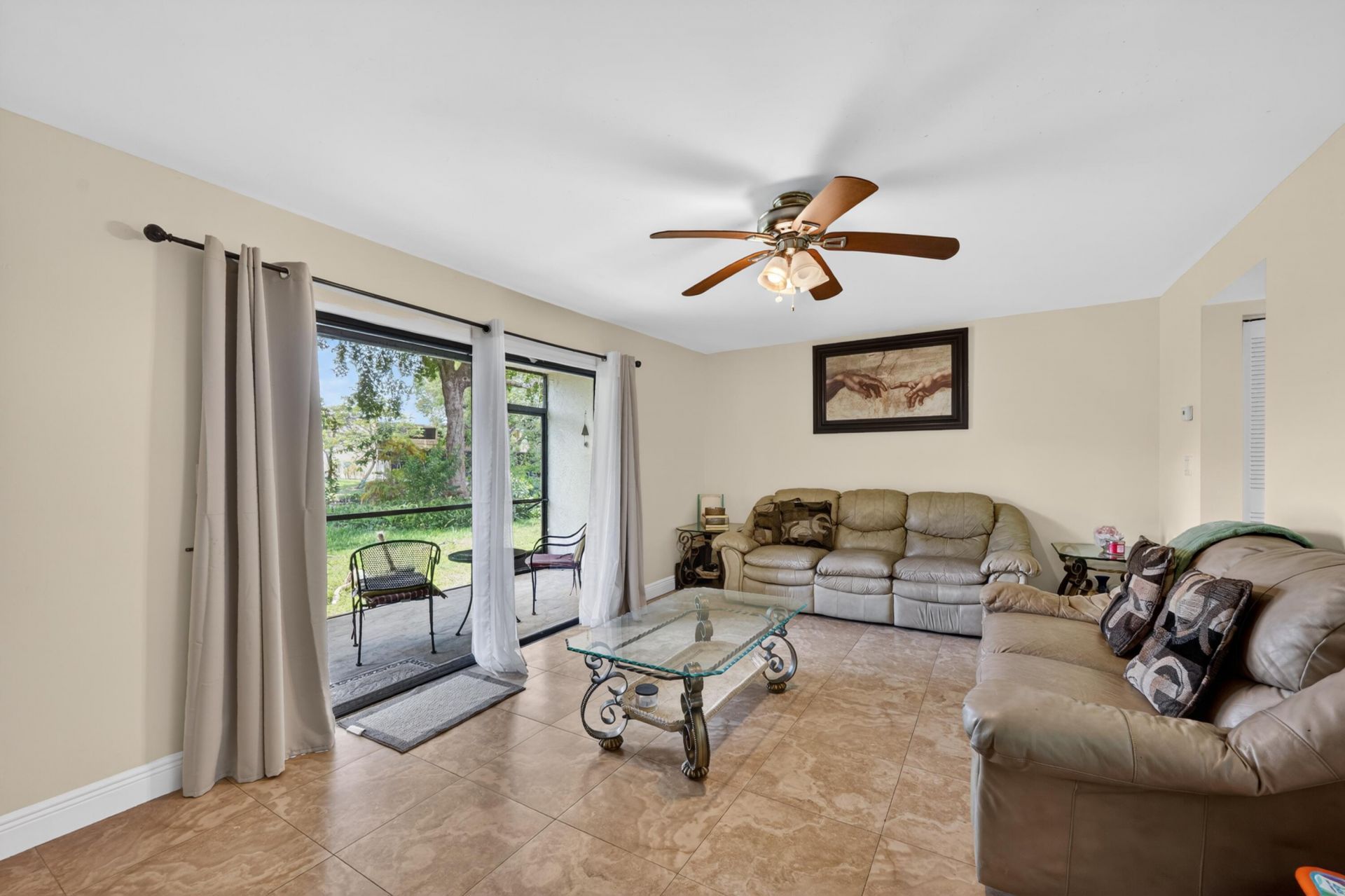 9409 NW 42nd Street, Sunrise, FL 33351 Photo